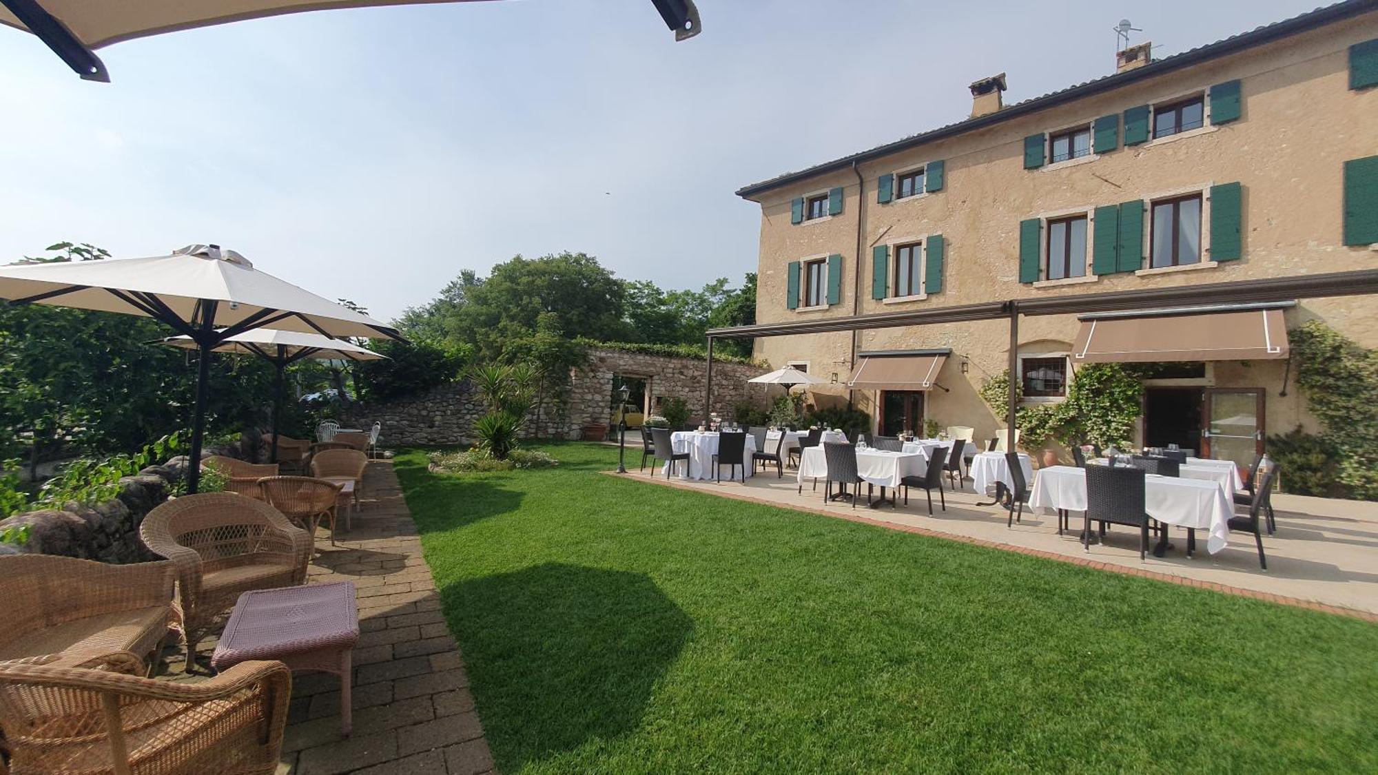 Resort Locanda San Verolo Boutique Hotel 코스테르마노 외부 사진
